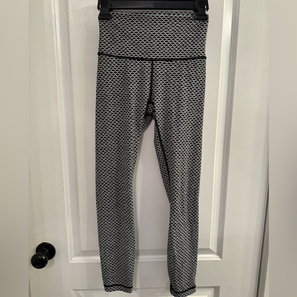 Lululemon Wunder Under Hi-Rise 7/8 Tight *Full-On Luxtreme 25" Monochromic Black